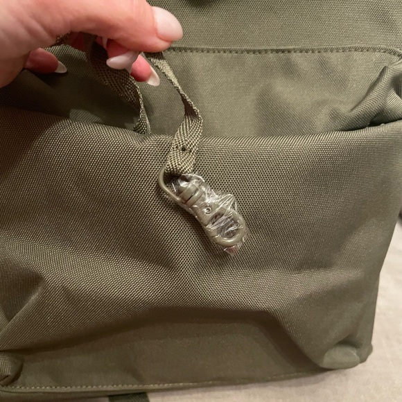 Beis The Beisics Backpack, olive green, NWOT - Picture 10 of 11